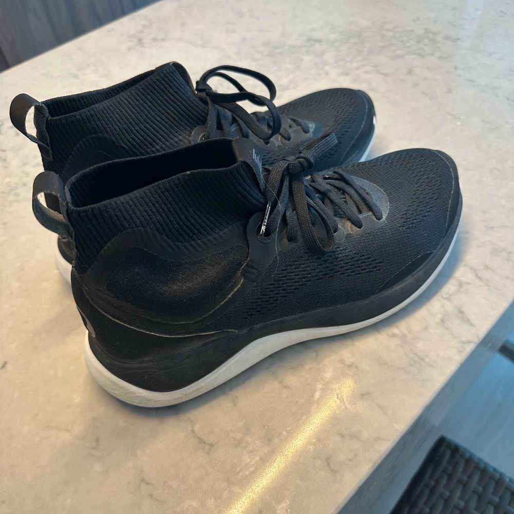 Lululemon sneakers - size 8
